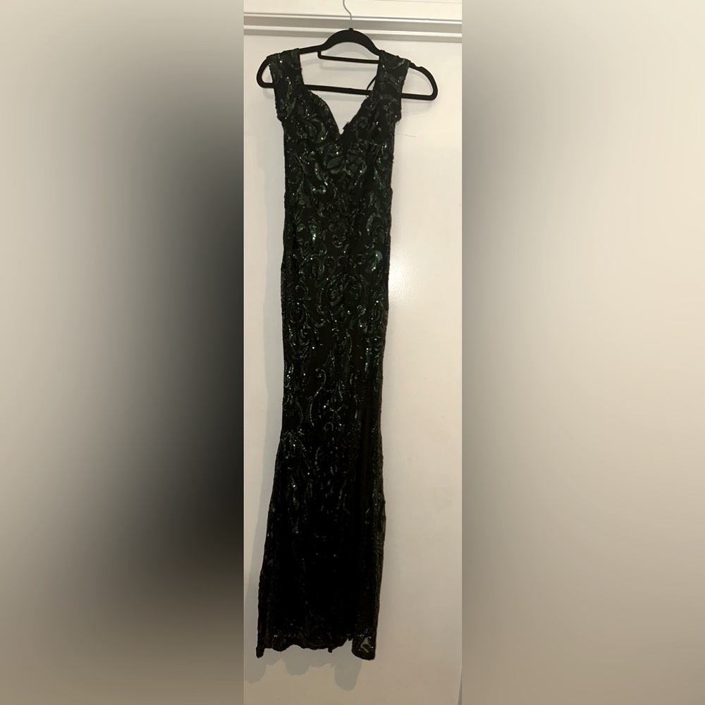 Windsor sequence wedding guest dress. Green and black